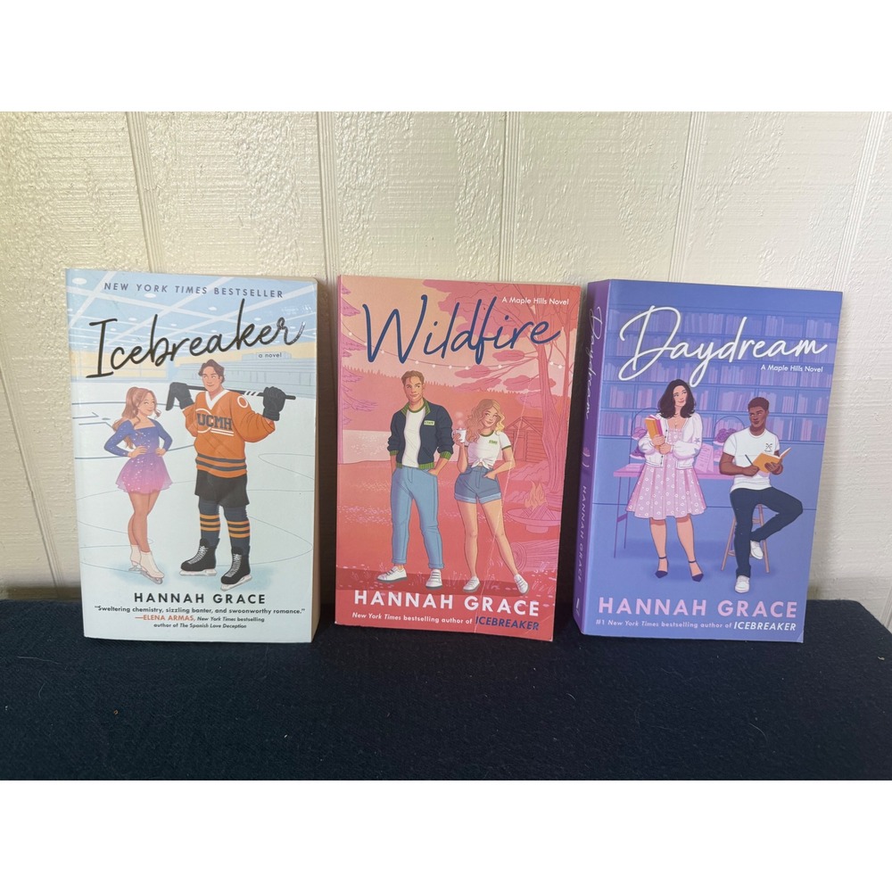Hannah Grace Maple Hills Series 3 Book Bundle Icebreaker Wildfire Daydream PB